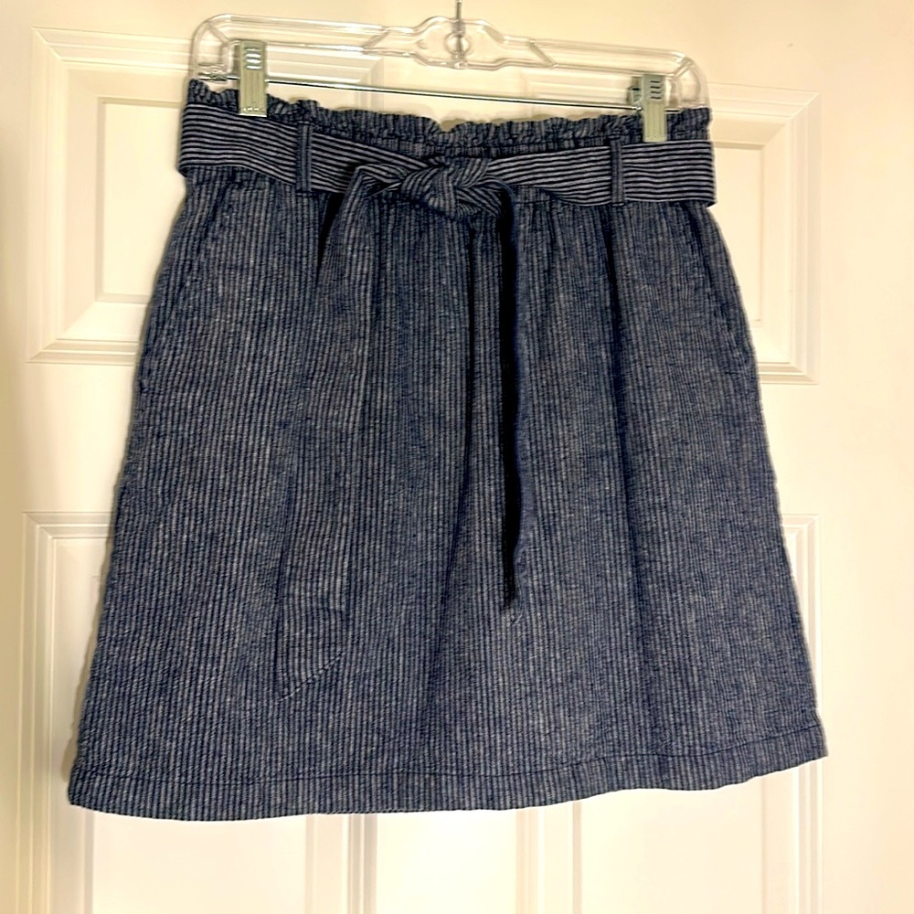 EUC J. Crew Factory sidewalk skirt